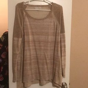 Tan and cream long sleeve mullet shirt